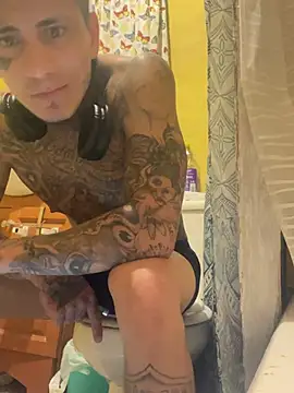 Snapshot of freaknine69 chatting on 13, 2, 2026 freaknine69 online show from 13, 2, 2026