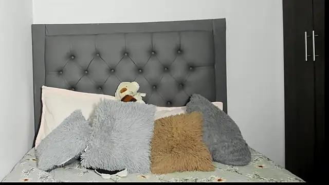 ImEmily   online show from 14, 3, 2026