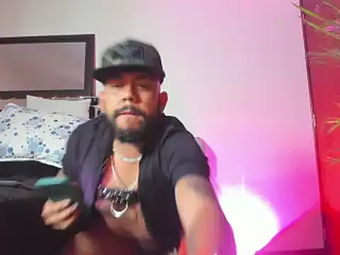 Snapshot of King_bear_25 chatting on 27, 2, 2026 King bear 25 online show from 27, 2, 2026