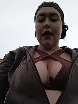 Freckless  online show from 15, 4, 2026