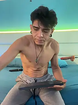 abrilandjulian online show from 10, 3, 2026