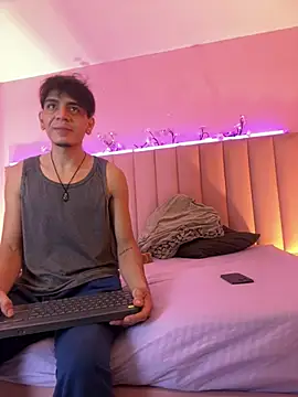 abrilandjulian online show from 12, 6, 2026