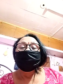 Hot-Mou11 online show from 5, 3, 2026