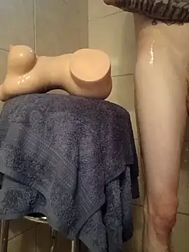 likeemilk online show from 17, 2, 2026