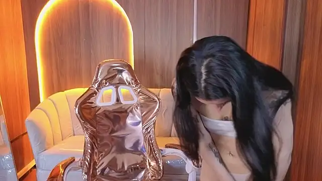 Hadda crazy b online show from 28, 2, 2026