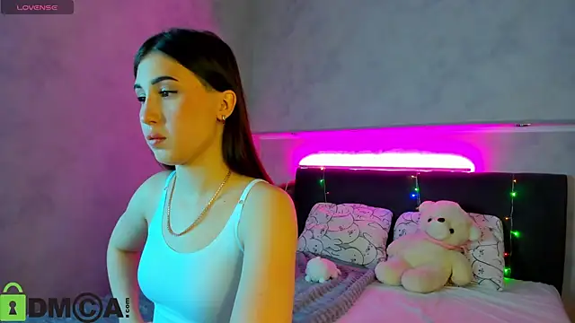 Emily Lews online show from 25, 3, 2026