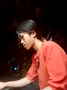 sunae-sex online show from 2, 4, 2026