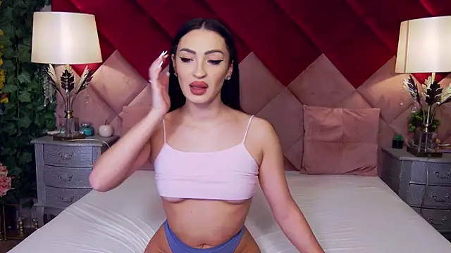 Snapshot of VictoriaLanes chatting on 23, 2, 2026 VictoriaLanes online show from 23, 2, 2026