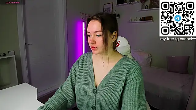 Laura CollinsS online show from 29, 5, 2026