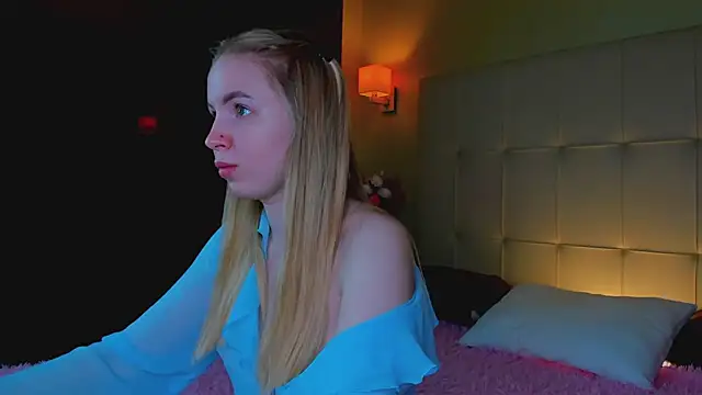 Linda  Bloom online show from 12, 4, 2026