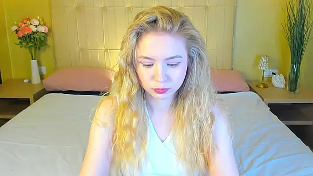 Linda  Bloom online show from 9, 5, 2026