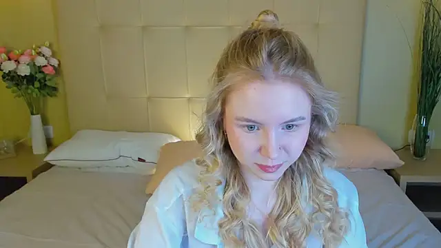 Linda  Bloom online show from 22, 3, 2026