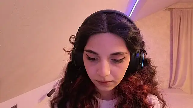 Snapshot of Blissmissataeses chatting on 17, 2, 2026 Blissmissataeses online show from 17, 2, 2026