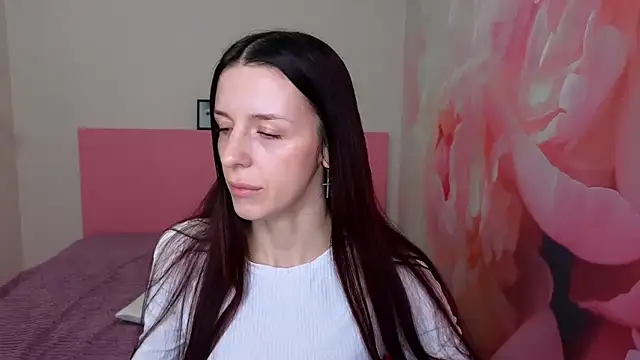 NoirDiva online show from 9, 3, 2026