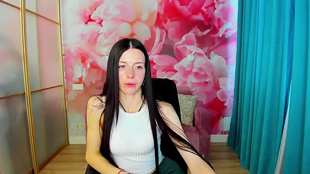 NoirDiva online show from 5, 5, 2026