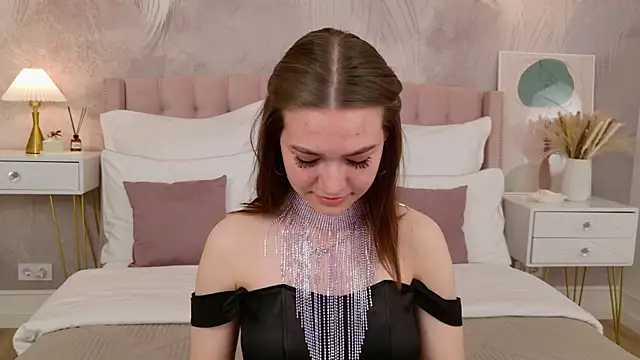 RebecaFields online show from 17, 4, 2026