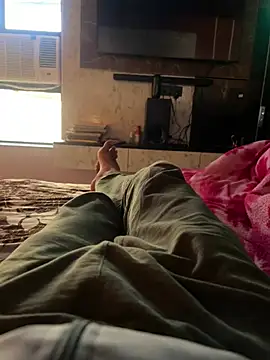 Snapshot of rashmixxx chatting on 14, 2, 2026 rashmixxx online show from 14, 2, 2026