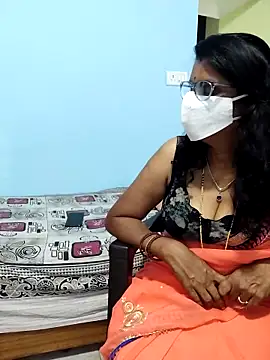 Kannadasexywifes online show from 15, 4, 2026