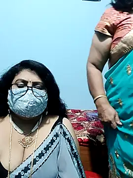 Kannadasexywifes online show from 12, 5, 2026