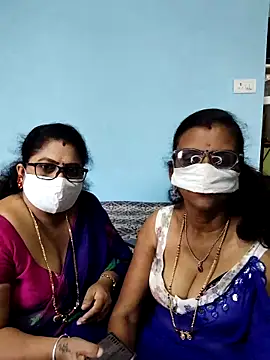 Kannadasexywifes online show from 22, 4, 2026