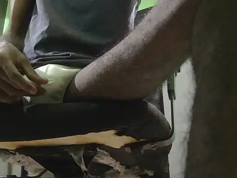 Snapshot of Sexyoreoslim34 chatting on 15, 2, 2026 Sexyoreoslim34 online show from 15, 2, 2026