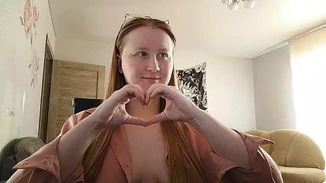 AnikaLipps online show from 23, 3, 2026