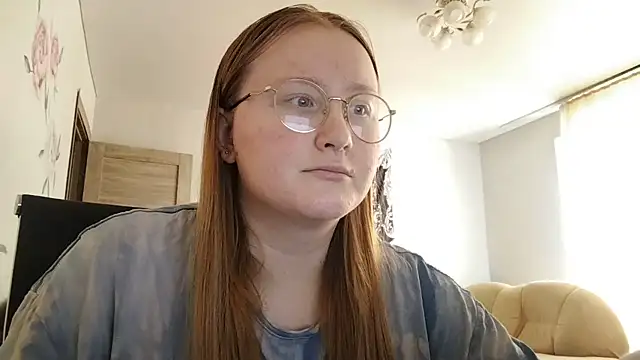 Snapshot of AnikaLipps chatting on 27, 6, 2026 AnikaLipps online show from 27, 6, 2026
