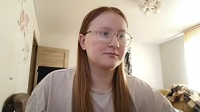 Snapshot of AnikaLipps chatting on 17, 6, 2026 AnikaLipps online show from 17, 6, 2026