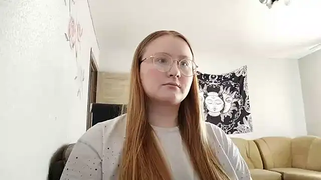Snapshot of AnikaLipps chatting on 12, 7, 2026 AnikaLipps online show from 12, 7, 2026