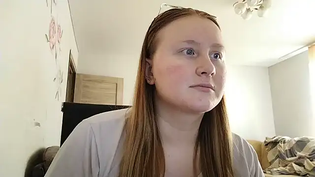 Snapshot of AnikaLipps chatting on 10, 6, 2026 AnikaLipps online show from 10, 6, 2026