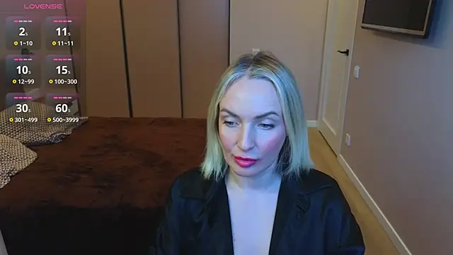 MonikaFoxys online show from 17, 2, 2026