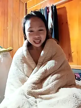 Snapshot of Pretty_girl_2 chatting on 21, 2, 2026 Pretty girl 2 online show from 21, 2, 2026