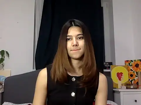 Snapshot of KiraVixenSweet chatting on 19, 3, 2026 KiraVixenSweet online show from 19, 3, 2026
