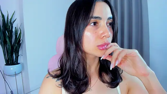 sara ospina22 online show from 24, 7, 2026