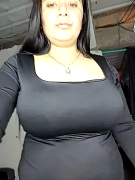 Gissele Rubi online show from 10, 3, 2026