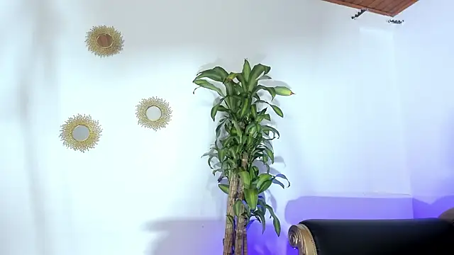 LunaVelour13 online show from 30, 5, 2026