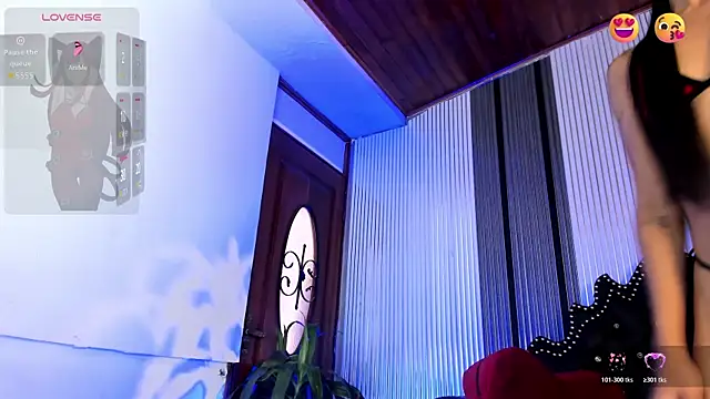 LunaVelour13 online show from 9, 7, 2026
