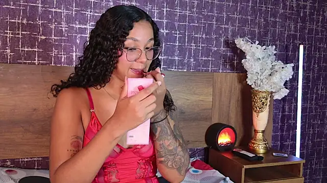 Kinsleybrown online show from 7, 3, 2026