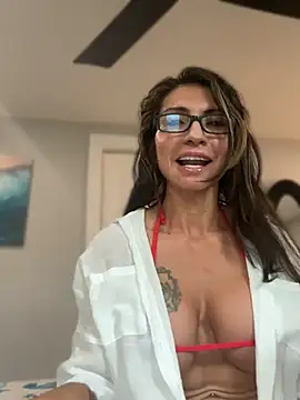 lunasexy79 online show from 4, 7, 2026