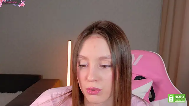 KateNickson online show from 18, 4, 2026