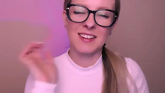 AnnePeach online show from 12, 3, 2026