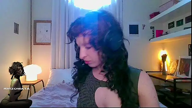 Snapshot of rhizomata chatting on 29, 6, 2026 rhizomata online show from 29, 6, 2026