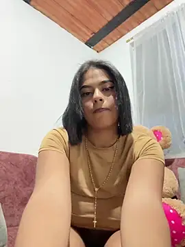 Snapshot of Valentina_Diaz15 chatting on 19, 2, 2026 Valentina Diaz15 online show from 19, 2, 2026