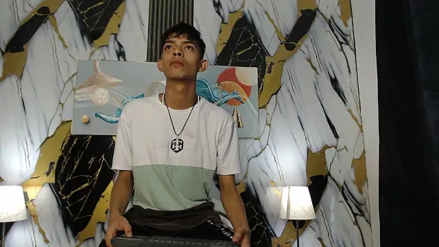 KITTY BOSH online show from 4, 3, 2026