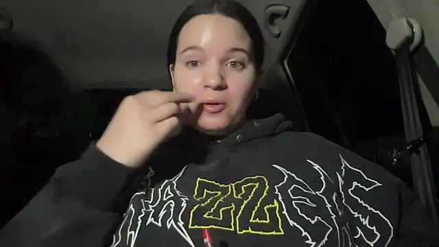 SoyOceanne online show from 8, 4, 2026