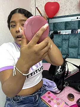 Snapshot of canelaa_sweet5 chatting on 3, 3, 2026 canelaa sweet5 online show from 3, 3, 2026