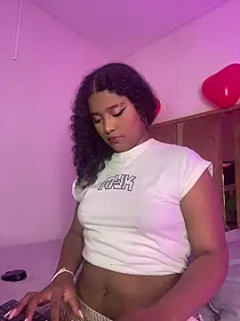 Snapshot of canelaa_sweet5 chatting on 25, 2, 2026 canelaa sweet5 online show from 25, 2, 2026