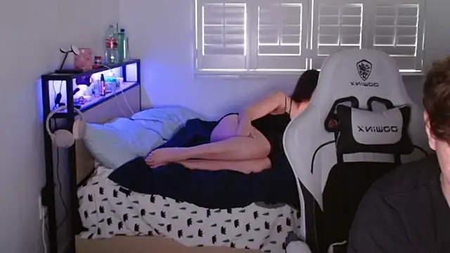 Snapshot of yourmila1 chatting on 28, 2, 2026 yourmila1 online show from 28, 2, 2026