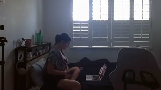 Snapshot of yourmila1 chatting on 27, 2, 2026 yourmila1 online show from 27, 2, 2026