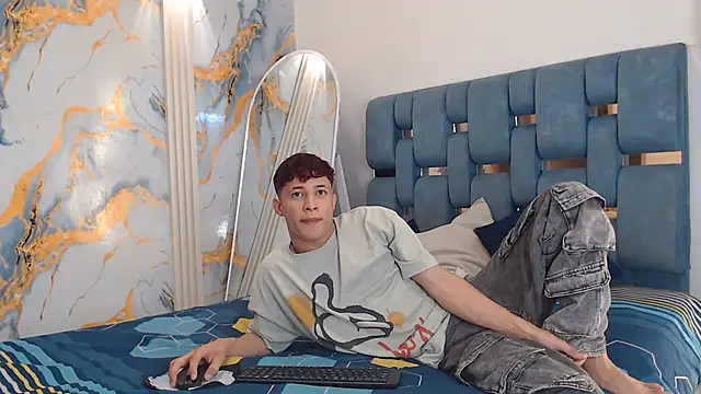 YOUNG BOYS HELL online show from 12, 6, 2026